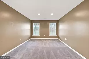30 N Savanna Dr, Pottstown, PA 19465 - Photo 10