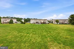 30 N Savanna Dr, Pottstown, PA 19465 - Photo 14