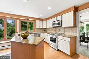 809 Cloverly Rd, Berwyn, PA 19312 - Photo 10