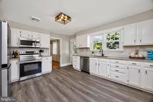 119 S Village Ave, Exton, PA 19341 - Photo 16