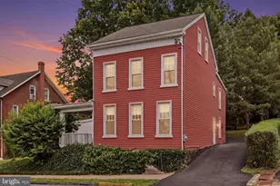 250 New St, Spring City, PA 19475 - Photo 2