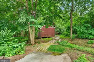 2602 Pheasant Run Ln, Spring City, PA 19475 - Photo 4