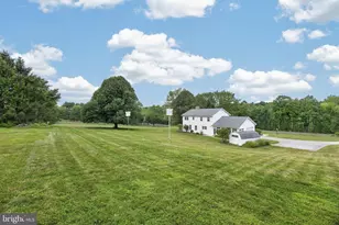 810 Dowlin Forge Rd, Downingtown, PA 19335 - Photo 2