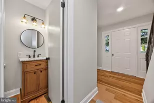 127 Governors Cir, Downingtown, PA 19335 - Photo 16