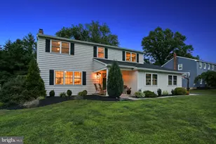 75 Hawthorne Ln, Phoenixville, PA 19460 - Photo 4