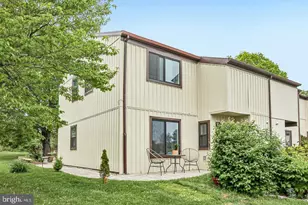 33 Hastings Ct, Downingtown, PA 19335 - Photo 1