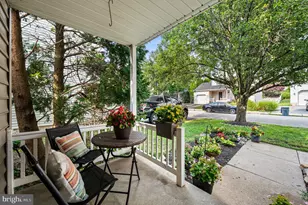 930 Trellis Ln, West Chester, PA 19382 - Photo 2