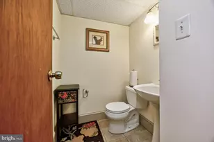 14 Windemere Ct, Downingtown, PA 19335 - Photo 32