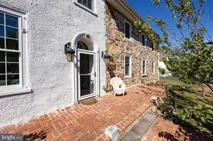 609 W Lincoln Hwy, Exton, PA 19341 - Photo 2