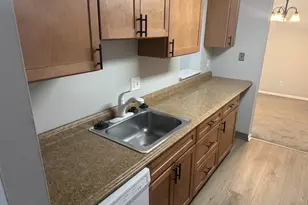 347 Drummers Ln, Wayne, PA 19087 - Photo 2