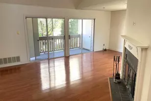 245 Carriage Ct, Chesterbrook, PA 19087 - Photo 6