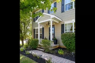 101 Hyacinth Way, Coatesville, PA 19320 - Photo 2