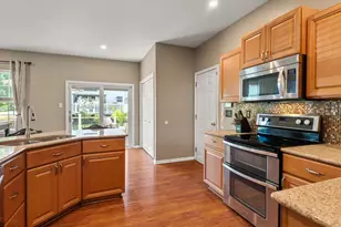 101 Hyacinth Way, Coatesville, PA 19320 - Photo 4