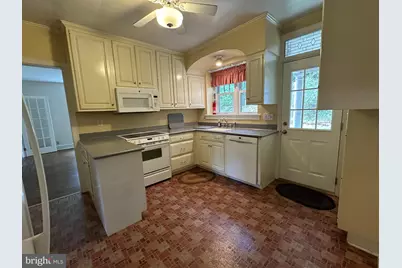 4813 Horseshoe Pike, Downingtown, PA 19335 - Photo 16
