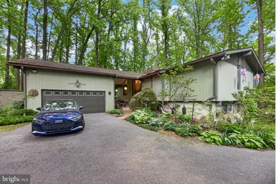 1048 Beaumont Road, Berwyn, PA 19312 - Photo 32