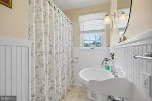 528 Chester Ave, Phoenixville, PA 19460 - Photo 20