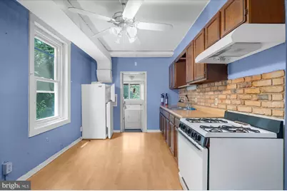 233 Bridge Street, Spring City, PA 19475 - Photo 8