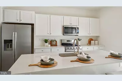 518 Lyanna Way, Downingtown, PA 19335 - Photo 2