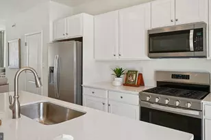 518 Lyanna Way, Downingtown, PA 19335 - Photo 4