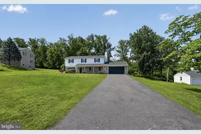 207 Sylvan Drive, Pottstown, PA 19465 - Photo 2