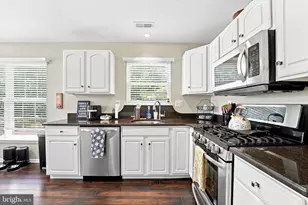 104 Jeffords Ct, Phoenixville, PA 19460 - Photo 6