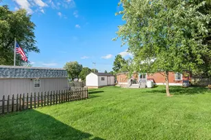 600 W Bridge St, Parkesburg, PA 19365 - Photo 26