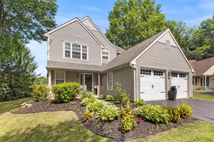 11 Osprey Ln, Downingtown, PA 19335 - Photo 2
