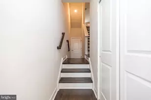 331 Foundry St, Phoenixville, PA 19460 - Photo 4