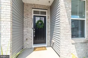 331 Foundry St, Phoenixville, PA 19460 - Photo 2