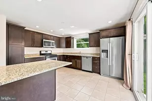 438 W Chestnut St, West Chester, PA 19380 - Photo 6