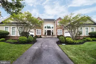 1473 W Stonington Dr, Downingtown, PA 19335 - Photo 2