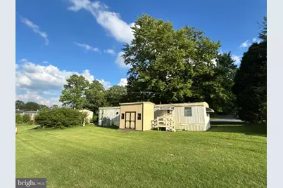 105 Azalea Cir., Honey Brook, PA 19344 - Photo 2