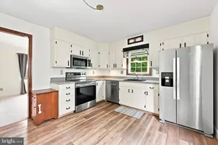 209 Wren Ct, Downingtown, PA 19335 - Photo 8
