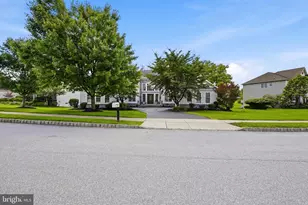 1476 E Stonington Dr, Downingtown, PA 19335 - Photo 2