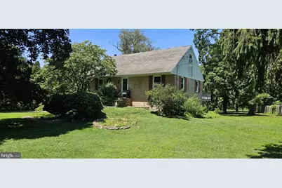 10 Golfview Lane, Malvern, PA 19355 - Photo 1