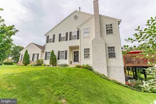 366 Galway Dr, West Chester, PA 19380 - Photo 2