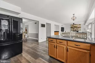 103 Valley View Cir, Phoenixville, PA 19460 - Photo 14
