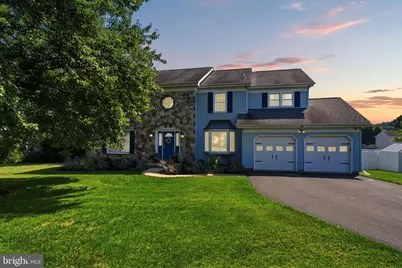 103 Valley View Circle, Phoenixville, PA 19460 - Photo 2