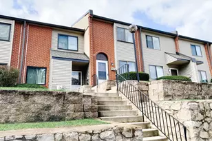 910 Valley Dr, West Chester, PA 19382 - Photo 2