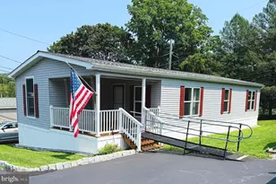 5 Ploskina Ln, Glenmoore, PA 19343 - Photo 2