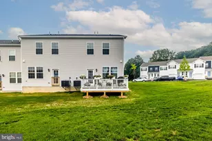 215 Derby Dr, Coatesville, PA 19320 - Photo 4