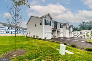 215 Derby Dr, Coatesville, PA 19320 - Photo 2