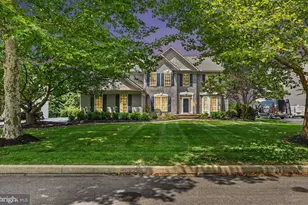 839 Topaz Dr, West Chester, PA 19382 - Photo 2
