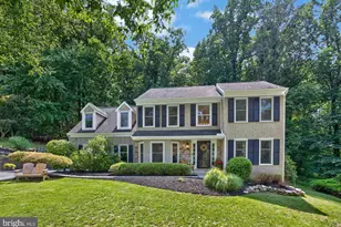 204 Buttonwood Dr, Downingtown, PA 19335 - Photo 2