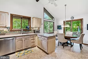 433 Homestead Rd, Wayne, PA 19087 - Photo 12