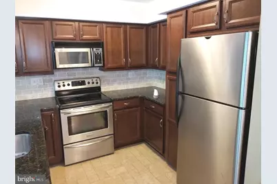 932 Washington #32, Chesterbrook, PA 19087 - Photo 4
