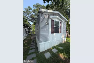 68 Ashwood Lane, Phoenixville, PA 19460 - Photo 2
