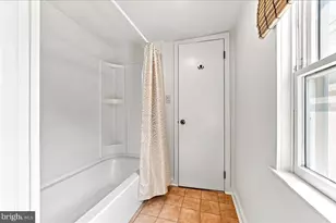 332 Main St, Parkesburg, PA 19365 - Photo 28