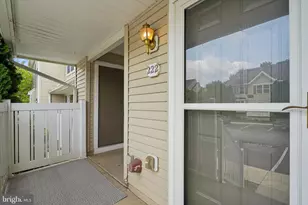 222 Flagstone Rd, Chester Springs, PA 19425 - Photo 2