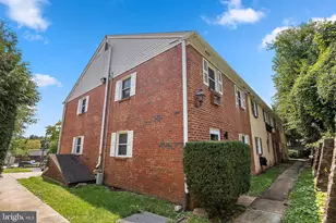 117 Railroad Ave, West Grove, PA 19390 - Photo 2